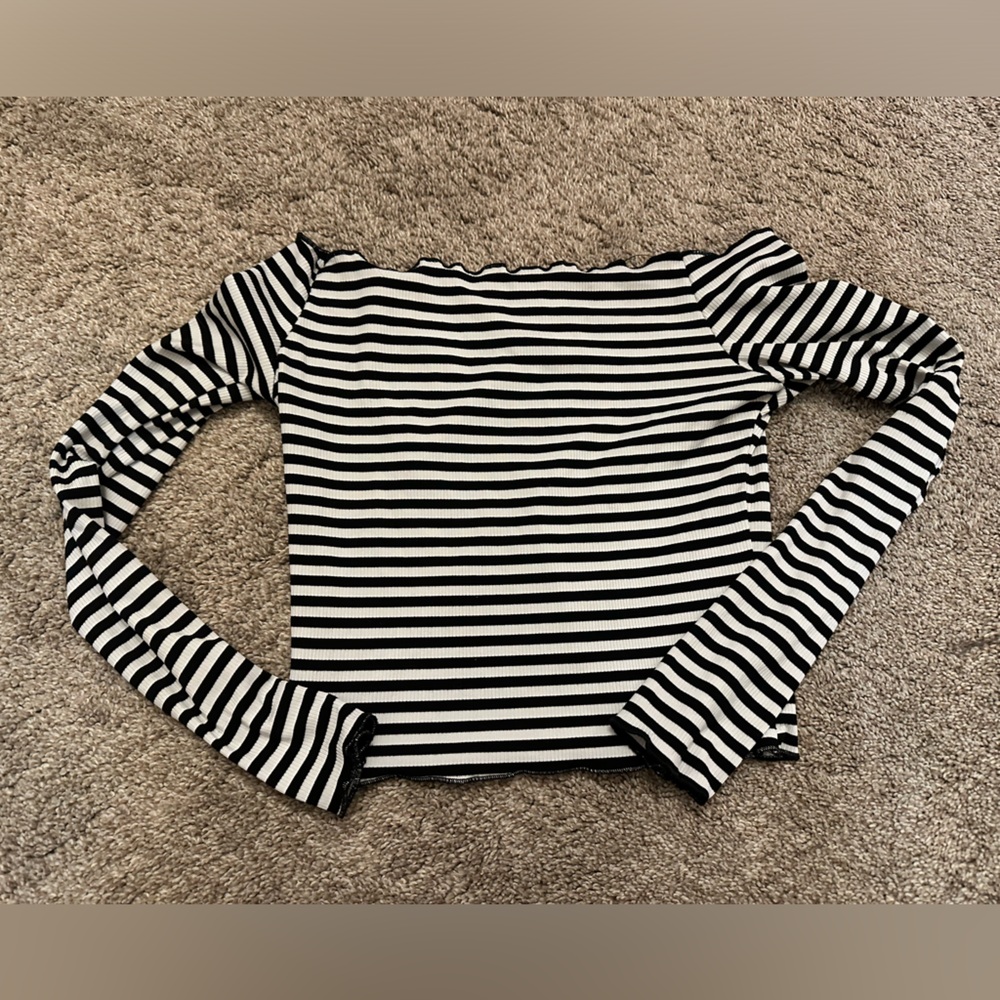 Black and White Striped Off The Shoulder Crop Top